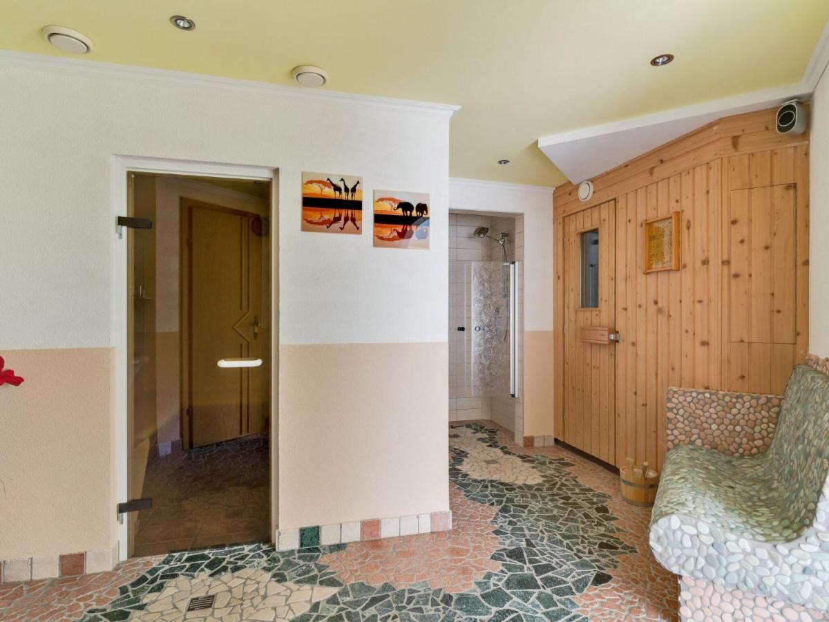 Land On The Kppl Mountain Chains Kappl  Exterior foto